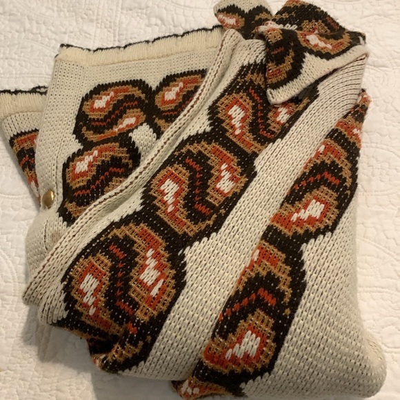 Vintage 1960-70’s Sturbridge Native American Cream Pattern Cape Buttons SzMedium - Picture 12 of 13